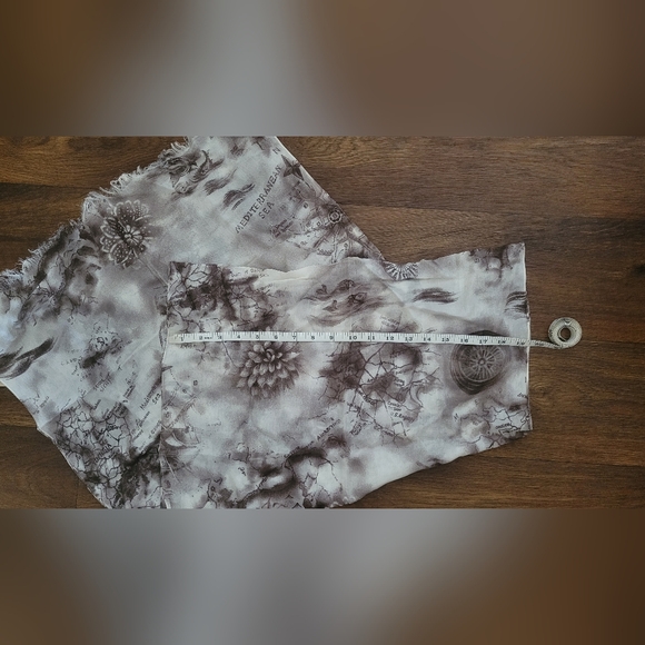 Coldwater Creek Neutral Silk Bld Mediterranean Short Fringed Scarf, Cream & Sand - Picture 9 of 9